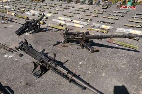armas halladas en escondites terroristas en el sur de Siria Hallan enormes cantidades de armas en escondites terroristas en el sur de Siria